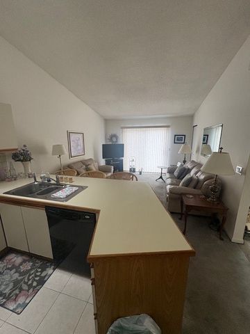 833 Halifax Drive, Warwick, RI 02886