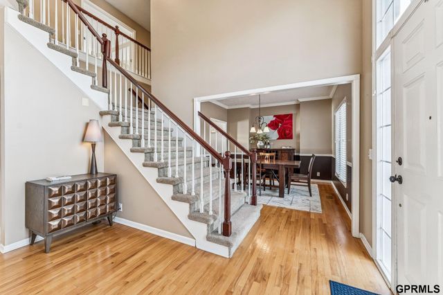 16521 Douglas Circle, Omaha, NE 68118