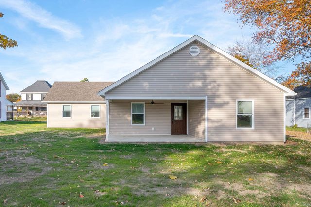 1012 N Monroe Street, Hartford City, IN 47348
