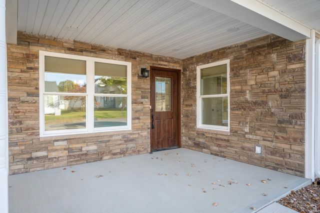 1012 N Monroe Street, Hartford City, IN 47348