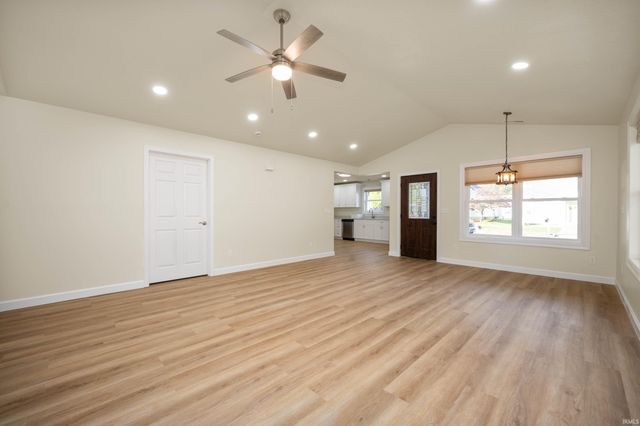 1012 N Monroe Street, Hartford City, IN 47348