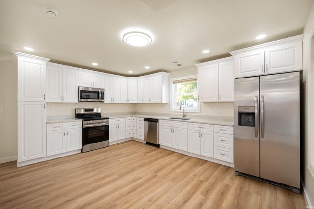 1012 N Monroe Street, Hartford City, IN 47348