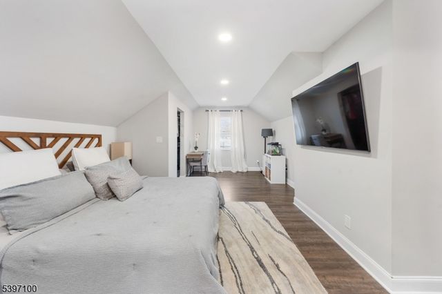 602 Maplewood Ave, Roselle Park Boro, NJ 07204