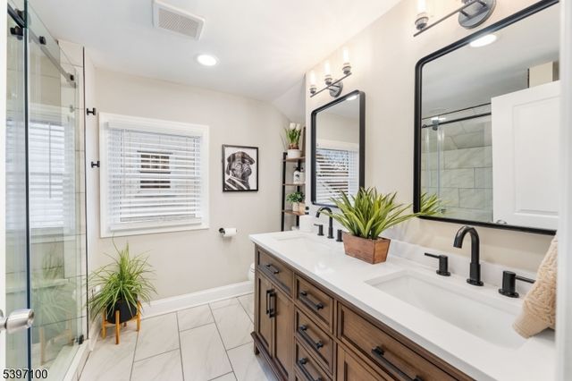 602 Maplewood Ave, Roselle Park Boro, NJ 07204