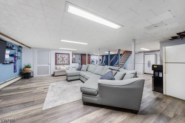 602 Maplewood Ave, Roselle Park Boro, NJ 07204