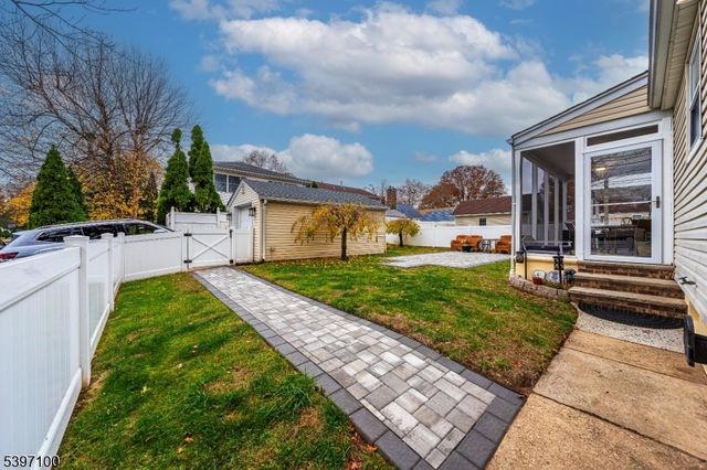 602 Maplewood Ave, Roselle Park Boro, NJ 07204