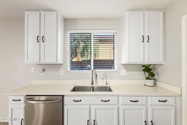 20700 W WHITE ROCK Road, Buckeye, AZ 85396