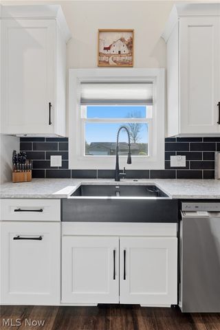 8863 Lynnpark Street NE, Alliance, OH 44601