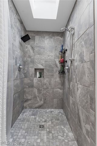 8863 Lynnpark Street NE, Alliance, OH 44601