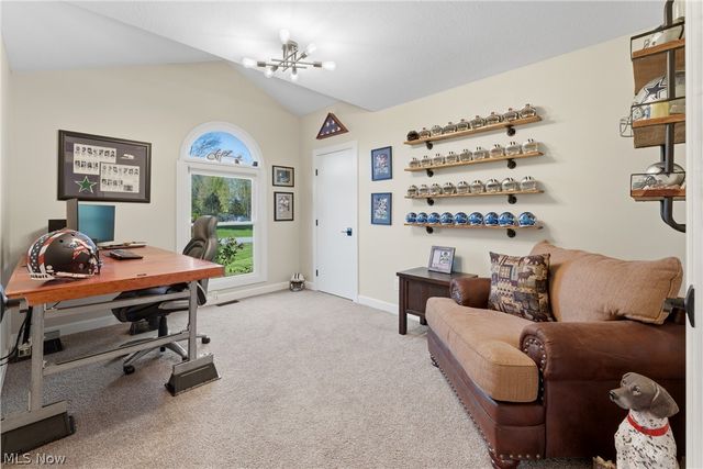8863 Lynnpark Street NE, Alliance, OH 44601