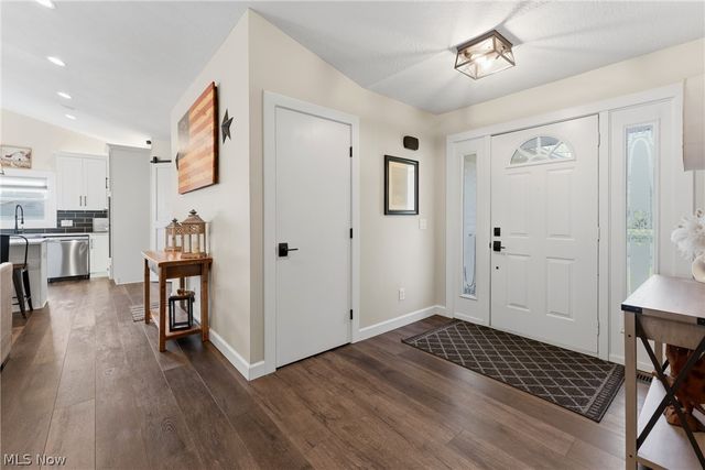 8863 Lynnpark Street NE, Alliance, OH 44601