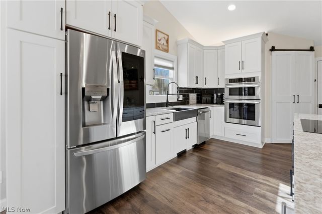 8863 Lynnpark Street NE, Alliance, OH 44601
