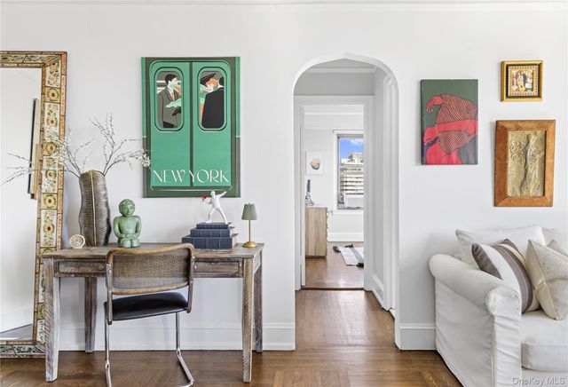 1 Plaza Street W 11B, Brooklyn, NY 11217