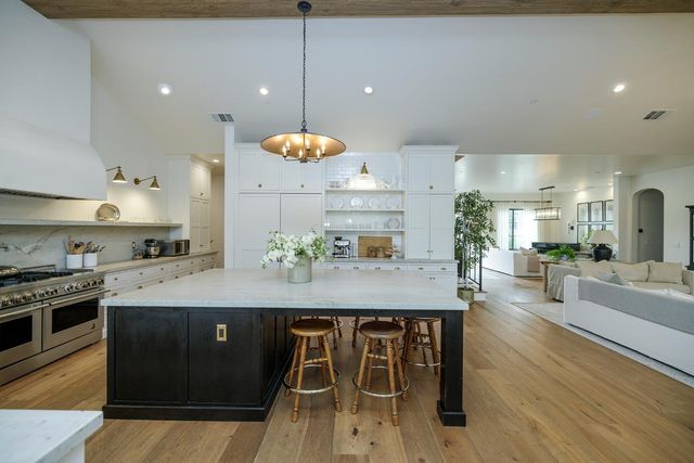 2524 Augusta Pl, Turlock, CA 95382