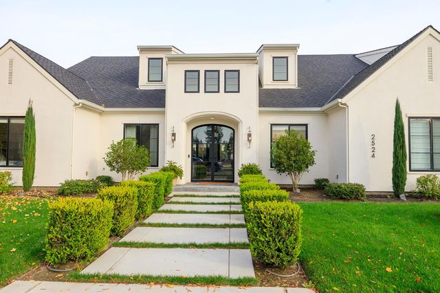 2524 Augusta Pl, Turlock, CA 95382