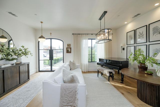 2524 Augusta Pl, Turlock, CA 95382