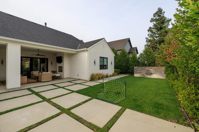 2524 Augusta Pl, Turlock, CA 95382