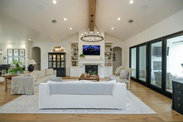 2524 Augusta Pl, Turlock, CA 95382