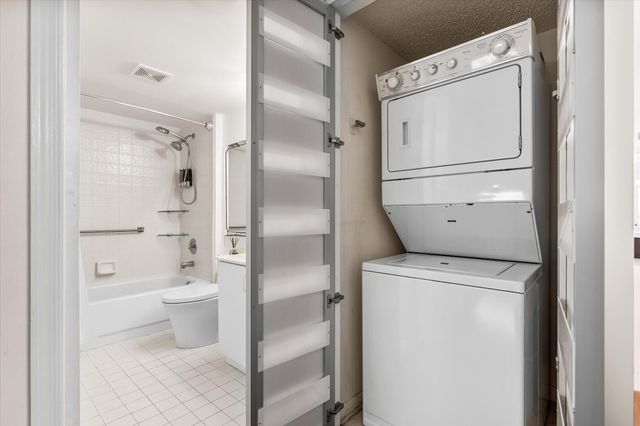 10360 NW 30th Court 403, Sunrise, FL 33322