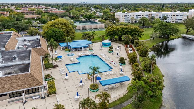 10360 NW 30th Court 403, Sunrise, FL 33322