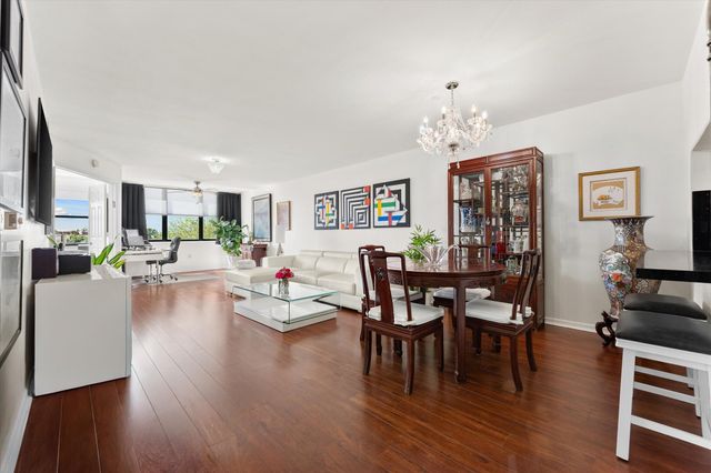 10360 NW 30th Court 403, Sunrise, FL 33322