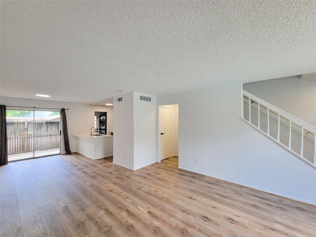 3100 Jeanetta Street 1003, Houston, TX 77063