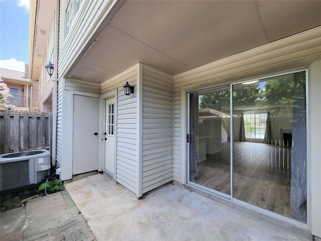 3100 Jeanetta Street 1003, Houston, TX 77063
