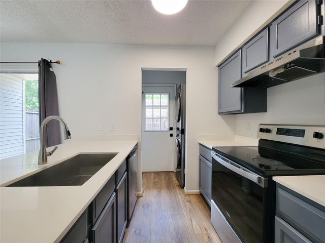 3100 Jeanetta Street 1003, Houston, TX 77063