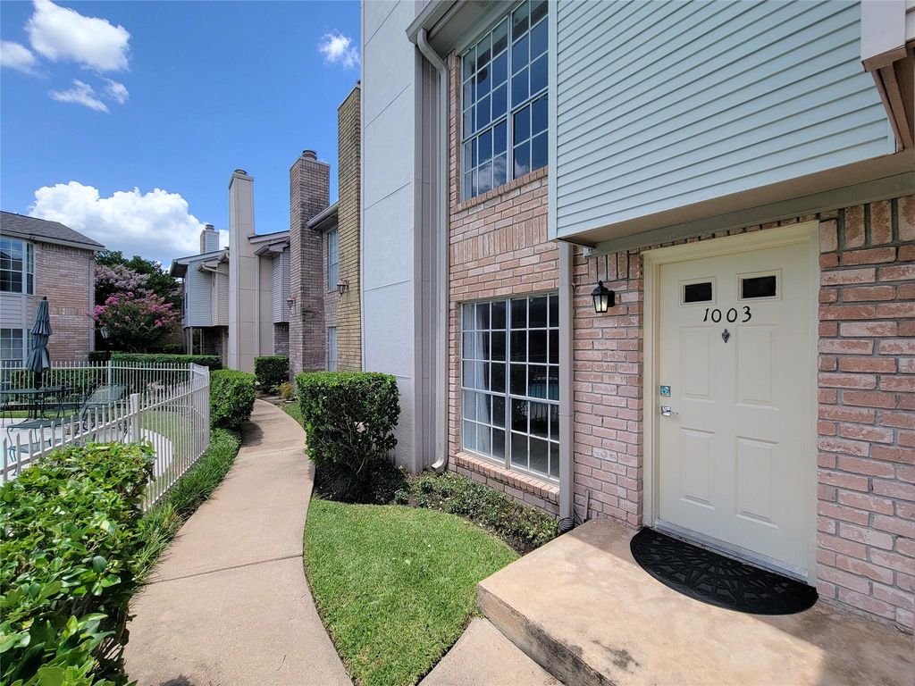 3100 Jeanetta Street 1003, Houston, TX 77063