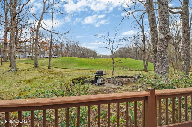 31 Kingsboro Lane, Crossville, TN 38558