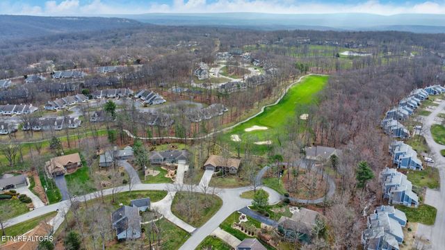 31 Kingsboro Lane, Crossville, TN 38558