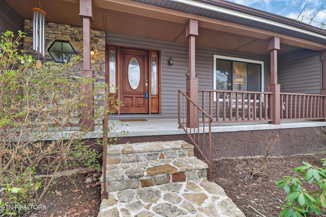 31 Kingsboro Lane, Crossville, TN 38558