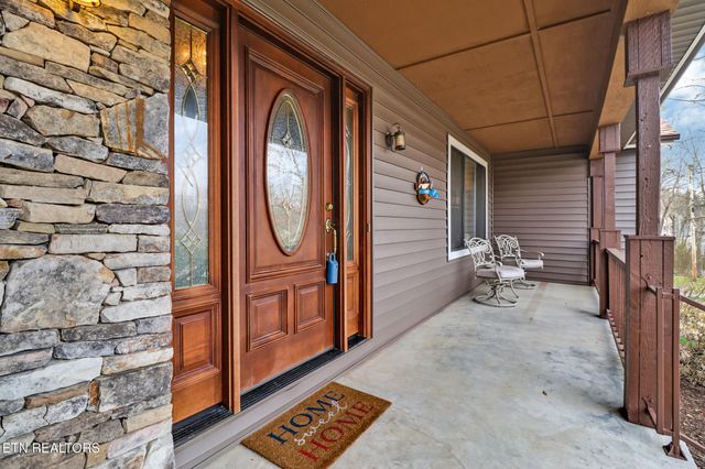 31 Kingsboro Lane, Crossville, TN 38558