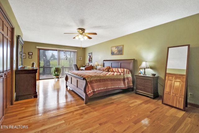 31 Kingsboro Lane, Crossville, TN 38558