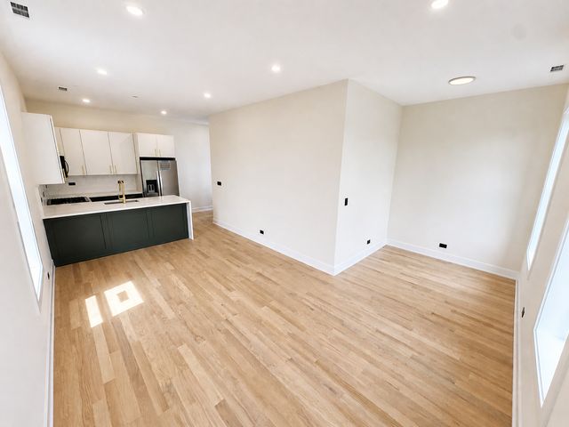 1416 N Maplewood Avenue 4, Chicago, IL 60622