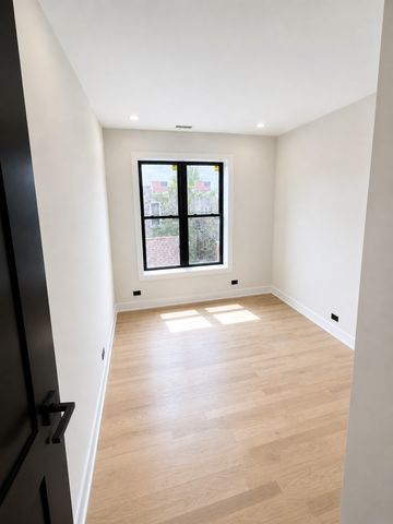 1416 N Maplewood Avenue 4, Chicago, IL 60622