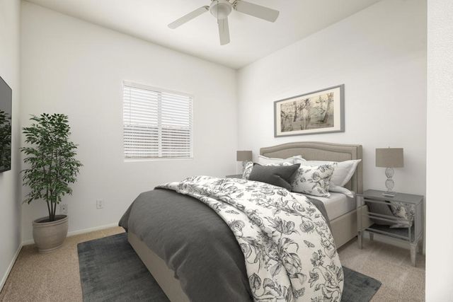 52725 Avenue Alvarado, La Quinta, CA 92253