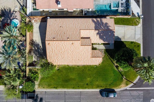 52725 Avenue Alvarado, La Quinta, CA 92253