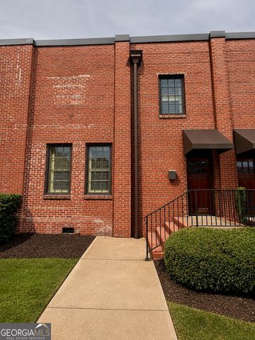 710 4th Avenue, West Point, GA 31833