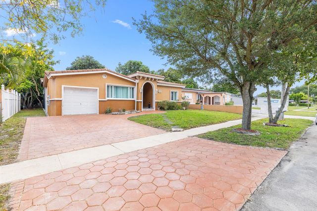 321 N 72nd Terrace, Hollywood, FL 33024