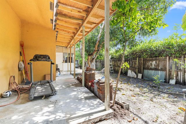 321 N 72nd Terrace, Hollywood, FL 33024