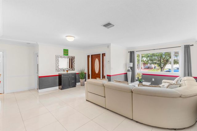 321 N 72nd Terrace, Hollywood, FL 33024