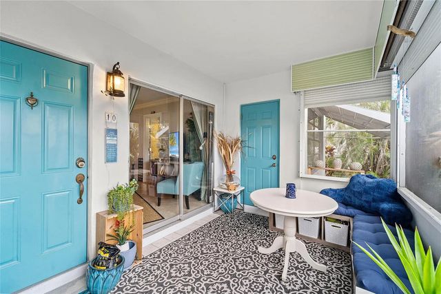 2748 NE 28TH 10, Lighthouse Point, FL 33064