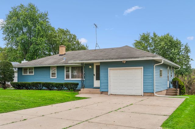 2135 Hawthorne Lane, Waukegan, IL 60087