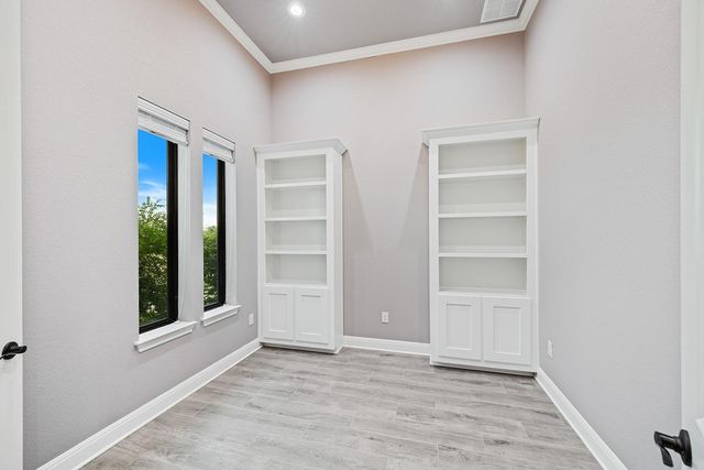 124 Park Place DR, Georgetown, TX 78628