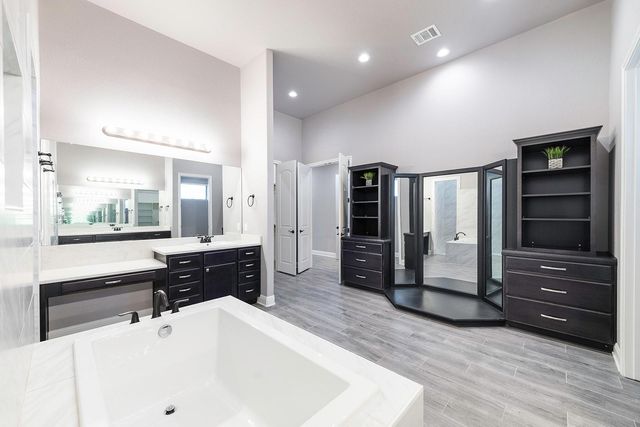 124 Park Place DR, Georgetown, TX 78628