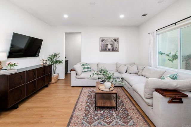 282 Oberlander Way, Fallbrook, CA 92028