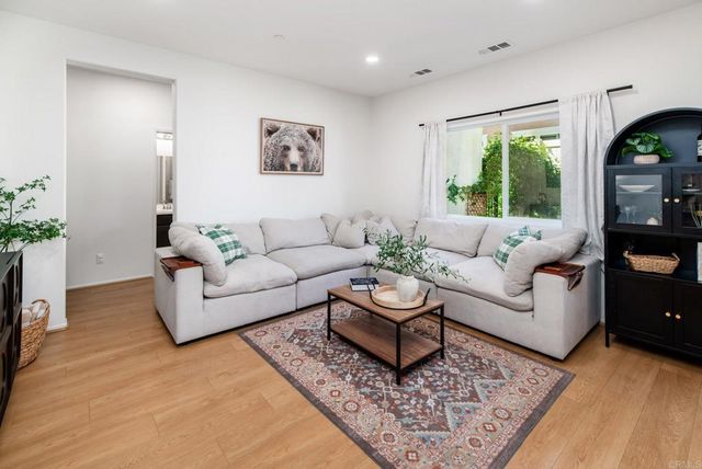 282 Oberlander Way, Fallbrook, CA 92028