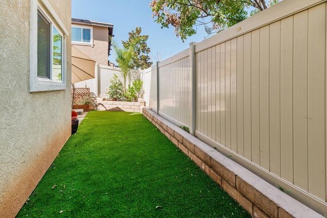 282 Oberlander Way, Fallbrook, CA 92028