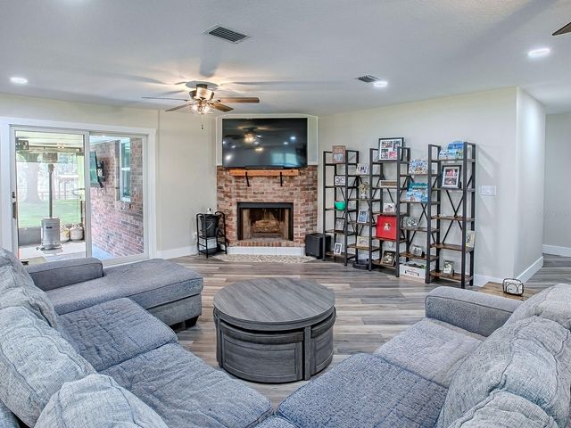 111 CARDINAL LANE, Eustis, FL 32726